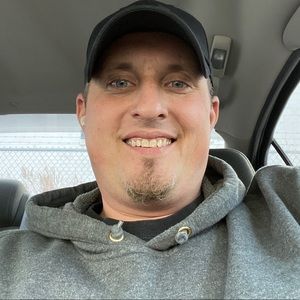 Meet your Posher, Adam